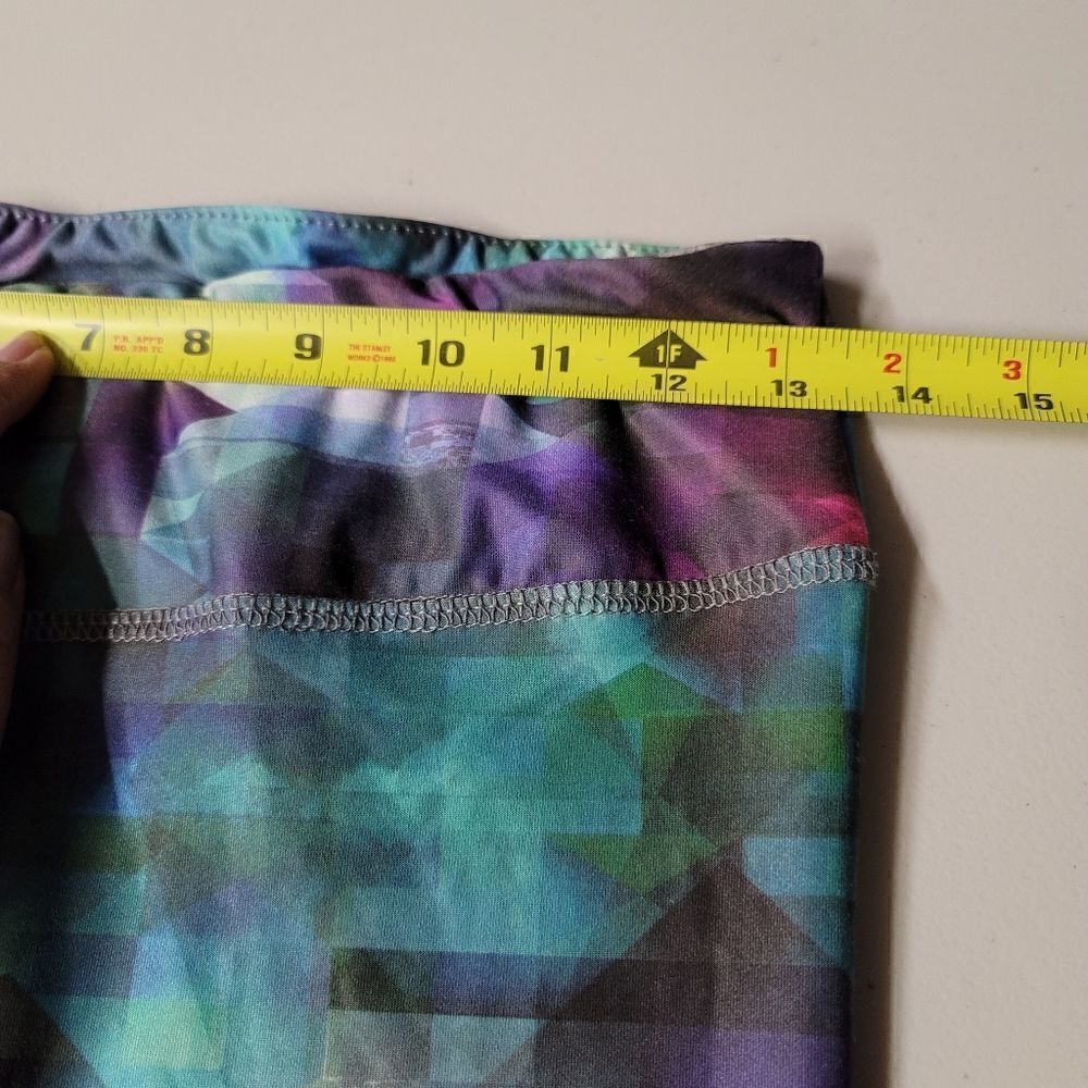 Evolution and creation pixelated leggings - Picture 9 of 9